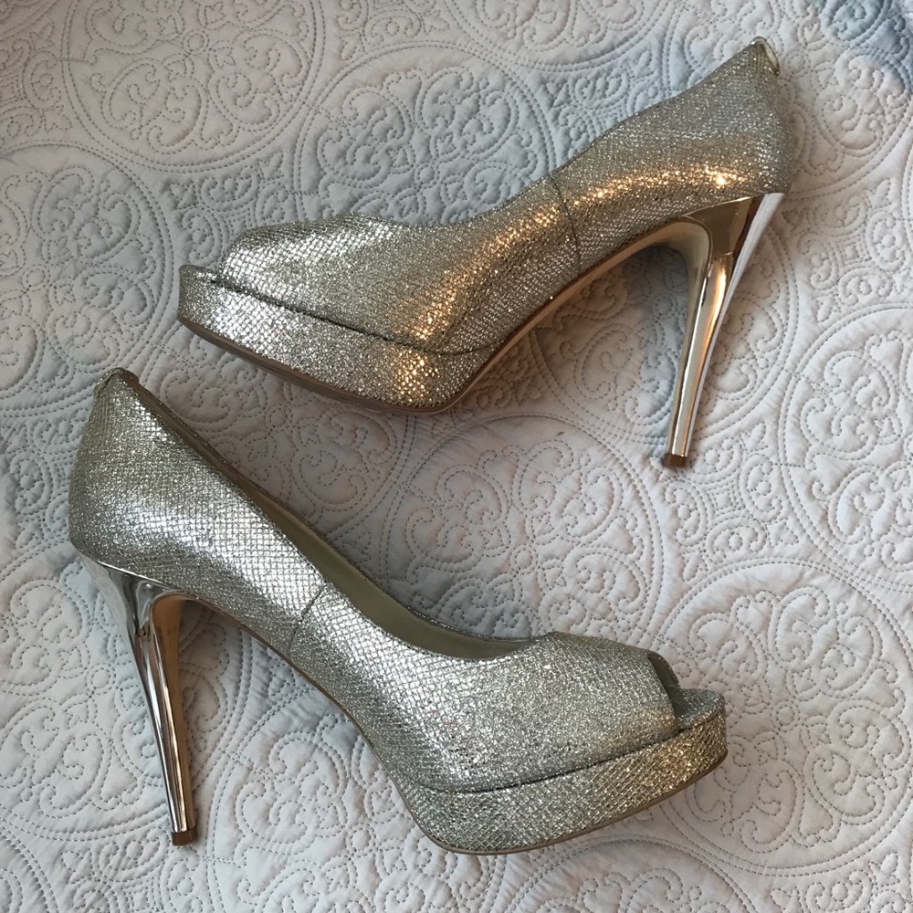 MICHAEL Michael Kors Silver Glitter Peep-Toe Pumps